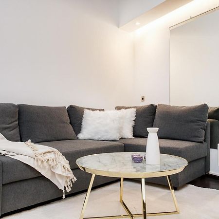 Appartement Place Des Lices Avec Parking Saint-Tropez Exterior photo