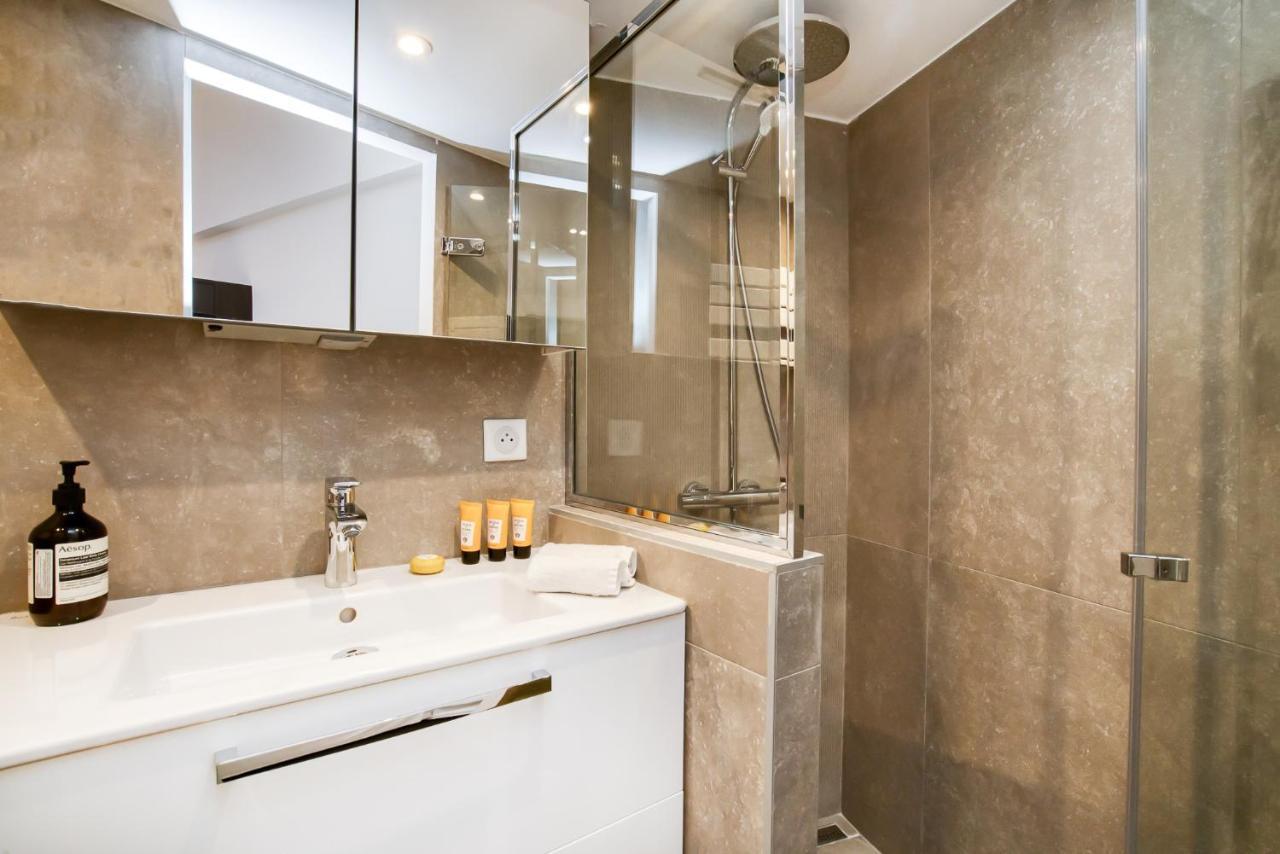 Appartement Place Des Lices Avec Parking Saint-Tropez Exterior photo